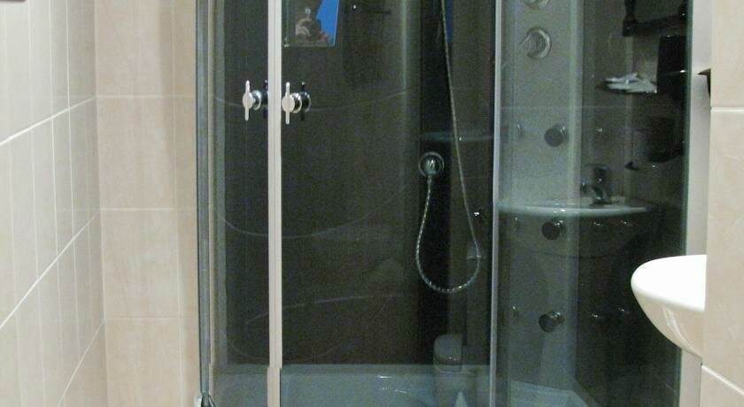 Гостиница Кузбасс Шахты-13