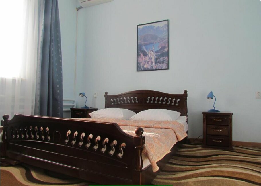 Гостиница Кузбасс Шахты-145