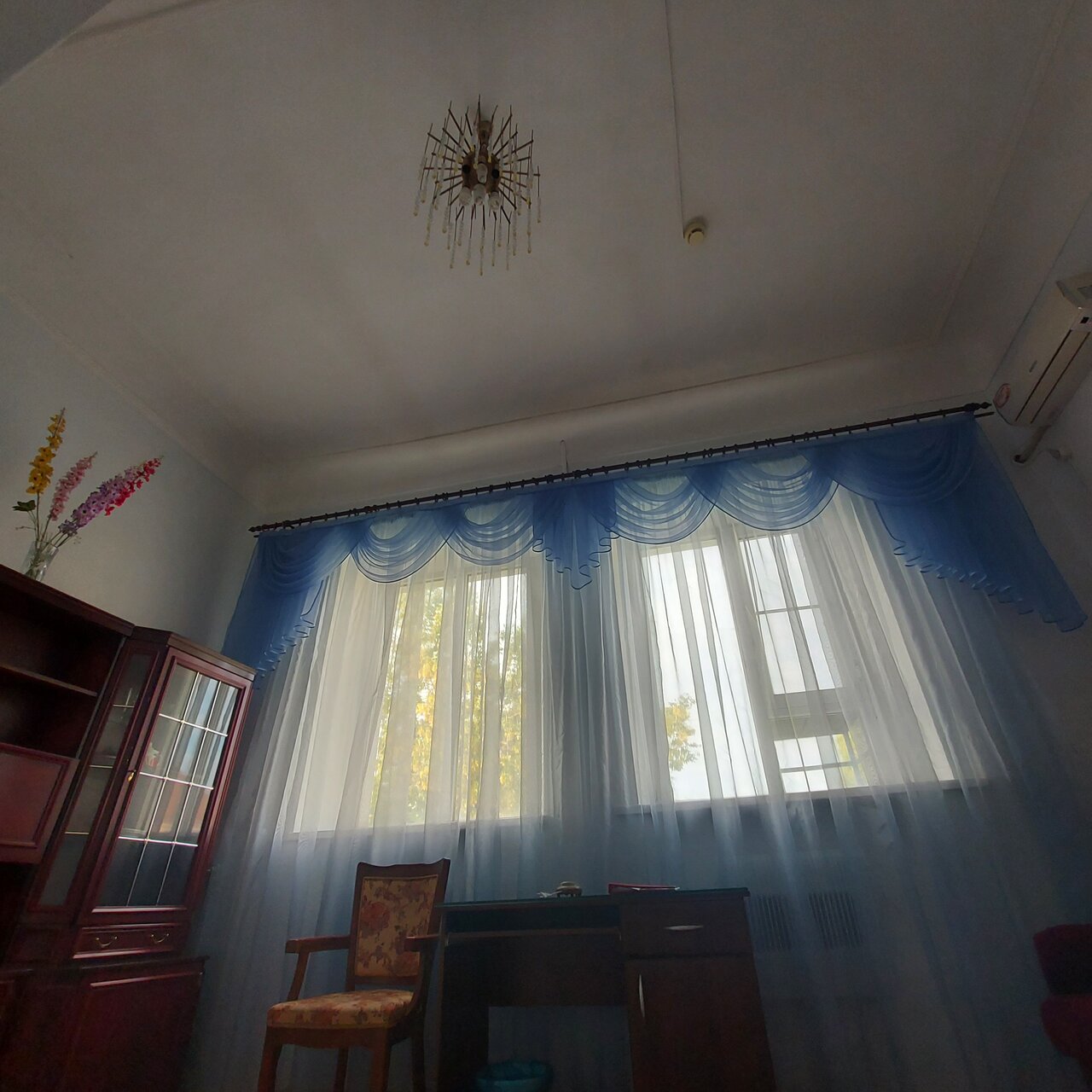 Гостиница Кузбасс Шахты-64