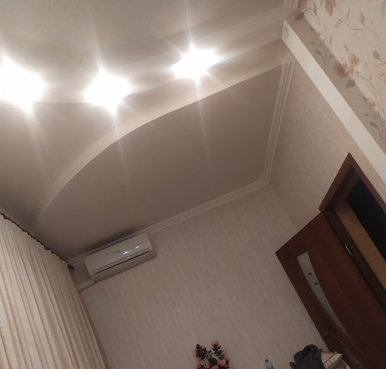 Гостиница Кузбасс Шахты-85