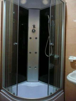 Гостиница Кузбасс Шахты Одноместный номер СТАНДАРТ-3