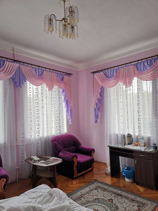 Гостиница Кузбасс Шахты-68