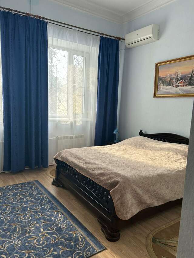 Гостиница Кузбасс Шахты-123